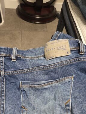 Point Zero Men's Relaxed Blue Denim Jeans